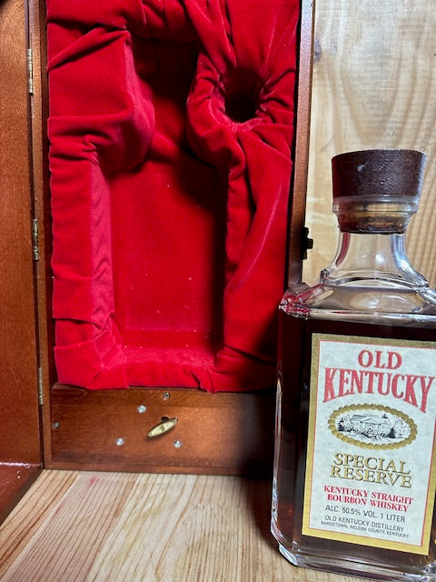 Old Kentucky 15 year 101 proof (Late 1980s / early 1990s) 1L (With Music Box)